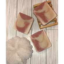 Load image into Gallery viewer, Rose Quartz All-Natural Non- Fragrance Hydrating Bath Bar
