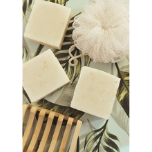 Load image into Gallery viewer, Oatmeal All-Natural Hydrating Bath Bar
